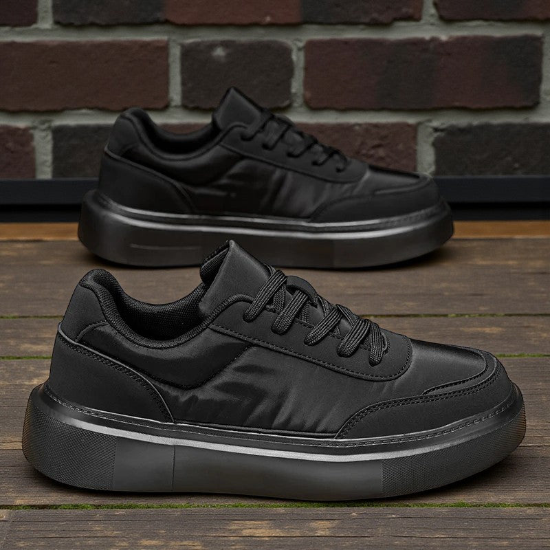 Rugged Men’s Outdoor Sneakers