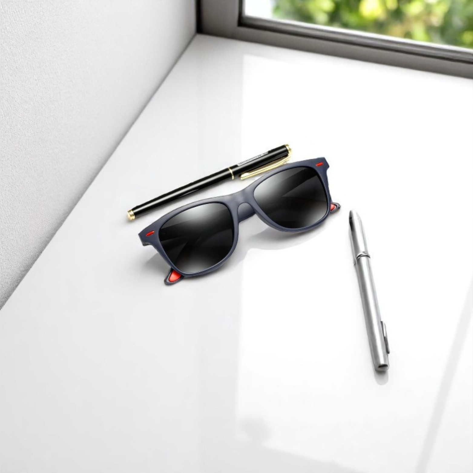 Classic Polarized Glasses