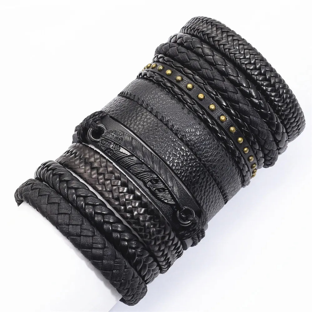 Set of 10 leather bracelets