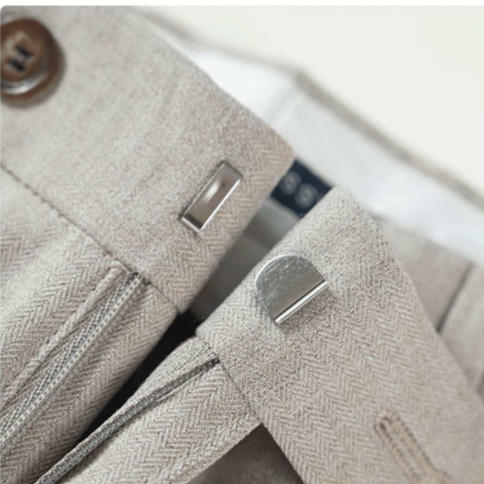 Men’s Premium Business Suit – Modern Slim Fit Style - The Crew