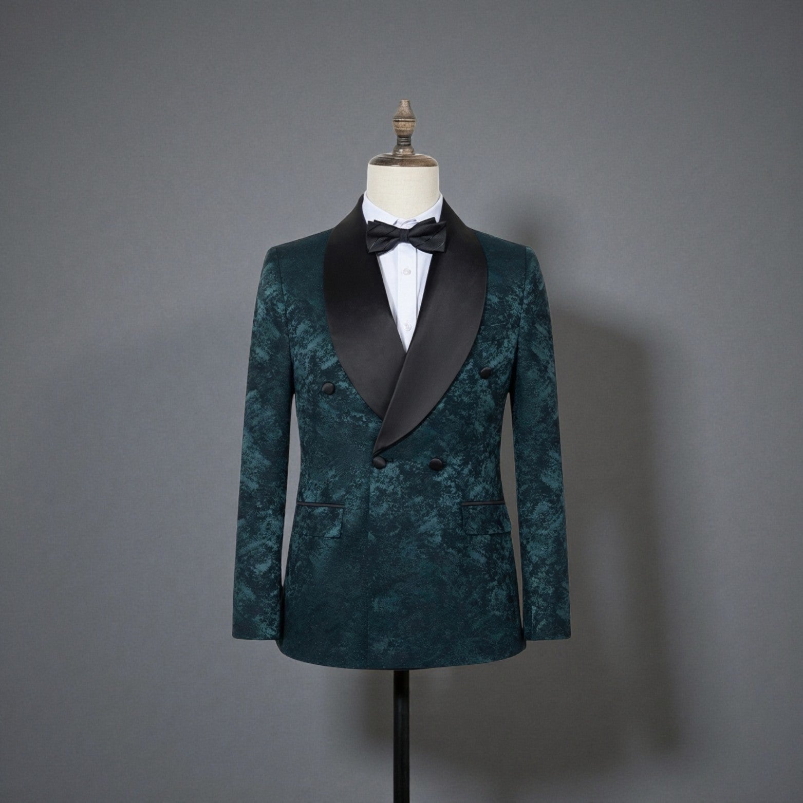 Elite Jacquard Double-Breasted Suit