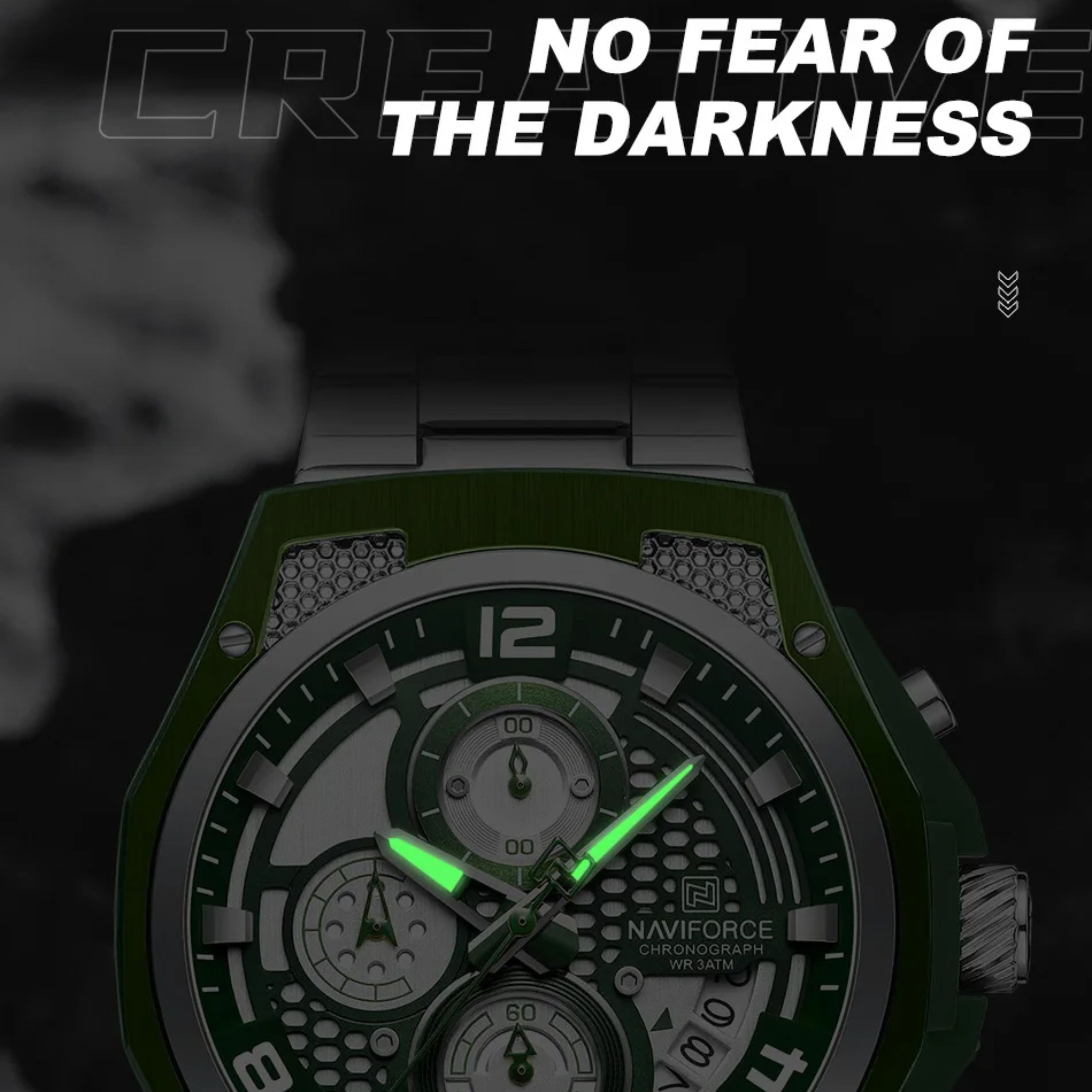 Night mode display showing NAVIFORCE high visibility green luminous watch hands glowing in the dark