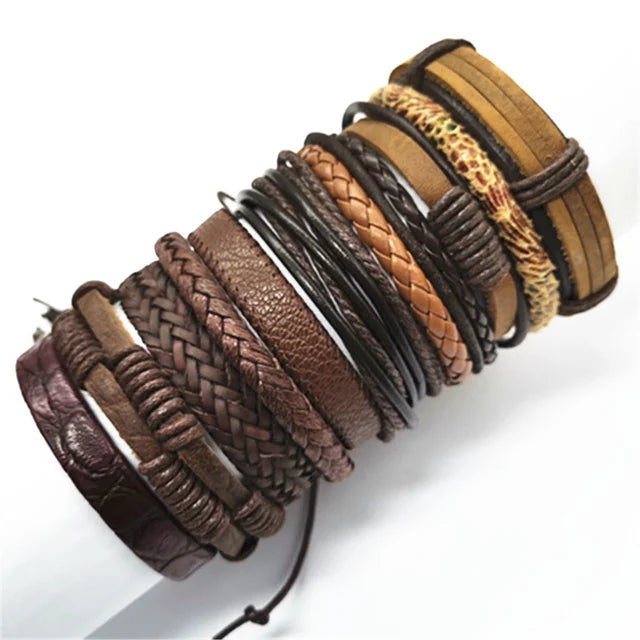 Set of 10 leather bracelets
