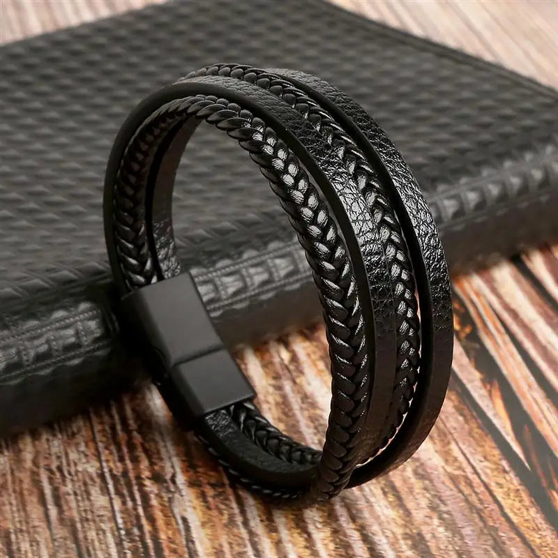 Classic woven leather bracelet