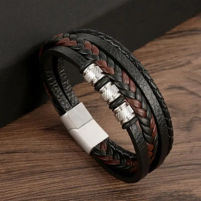 Classic woven leather bracelet
