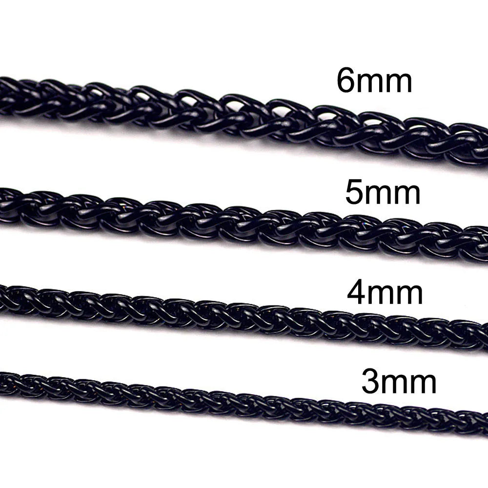 Elegant twisted chain necklace
