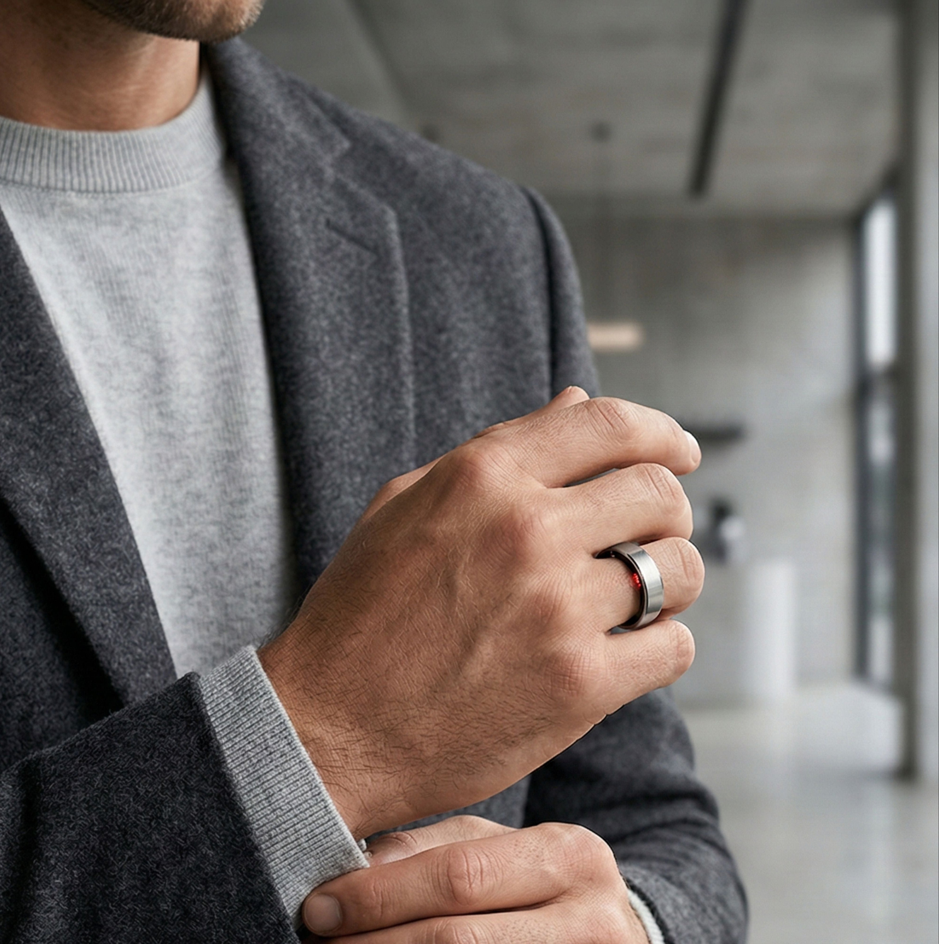 Smart Ring Minimalist Style – Modern Men's Lifestyle Wearable